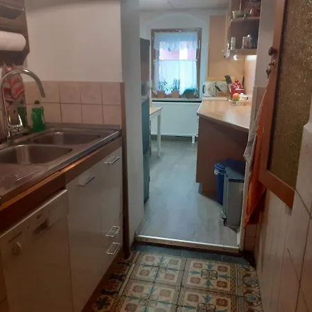 Ferienzimmer Muns アパート