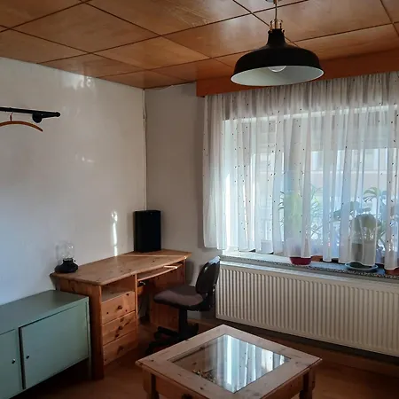 Ferienzimmer Muns アンベルク・ブッフホルツ